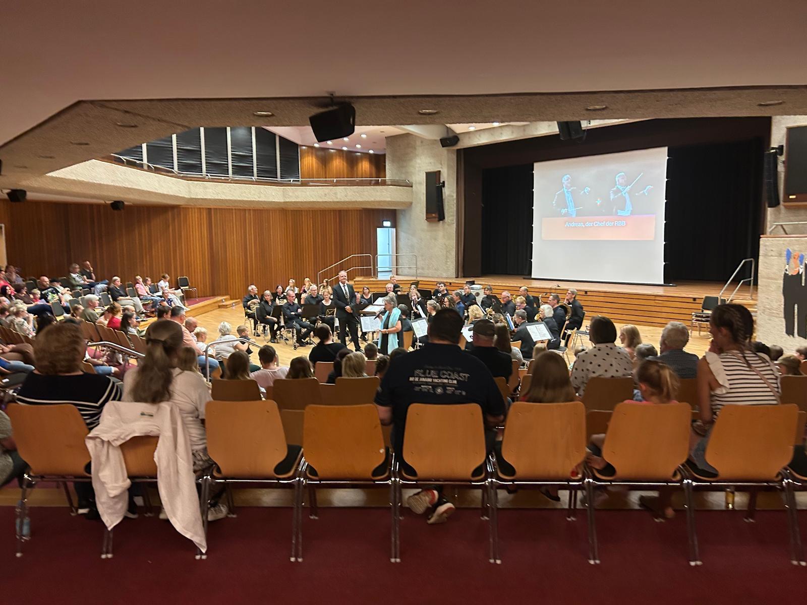 Familienkonzert im PZ mit der Rheinisch-Bergischen-Bläserphilharmonie